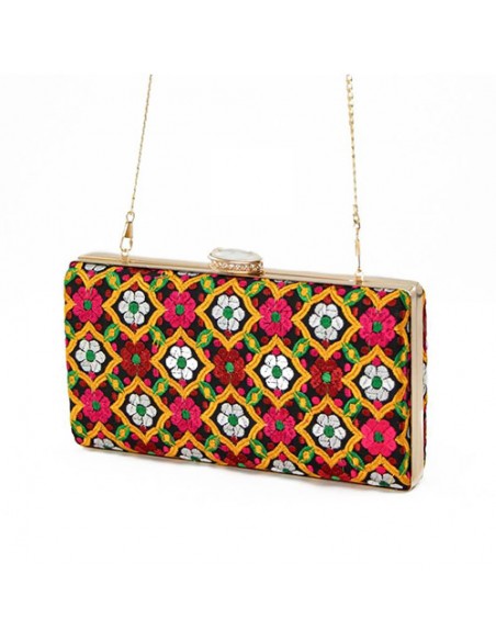 Baluchi Needlework Shoulder Bag|The Best Floral Clutch Bag