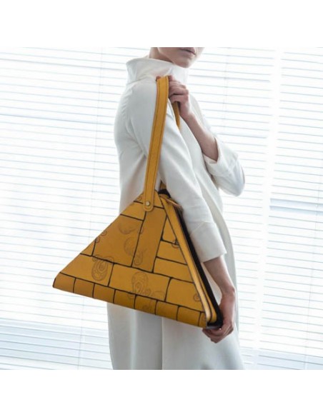 yellow-triangular-bag yellow-triangular-bag
