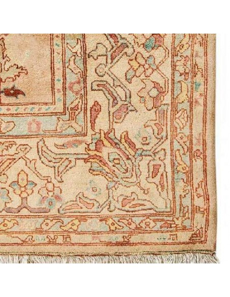 Tabriz Hand-woven Luxury Carpet Rc-180 side view Tabriz Hand-woven Luxury Carpet Rc-180 side view