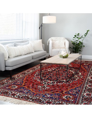 Bakhtiari Hand-woven Wool Red Carpet | Sale of Persian rug
