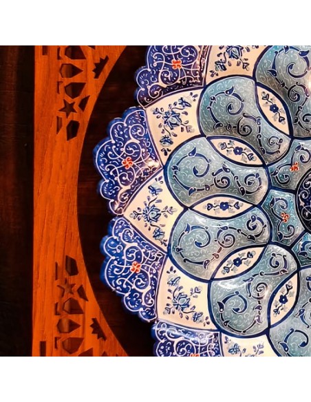 Hand-Painted Minakari Wall Plate With Wooden Frame HC-1102 zis Hand-Painted Minakari Wall Plate With Wooden Frame HC-1102 zis