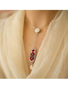 silver-necklace