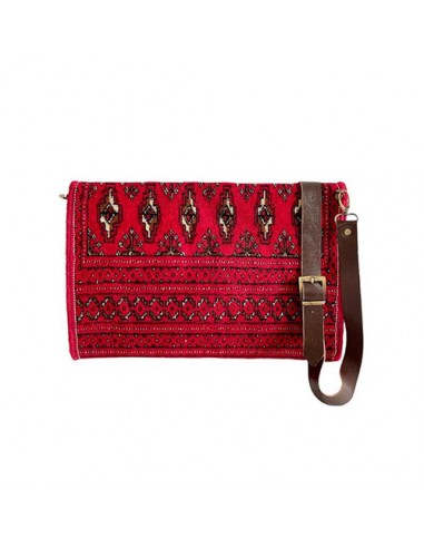 red-shoulder-bag