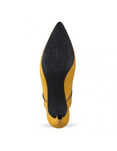 yellow-women's-shoes