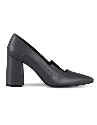 classic-women's-shoes-with-high-heels