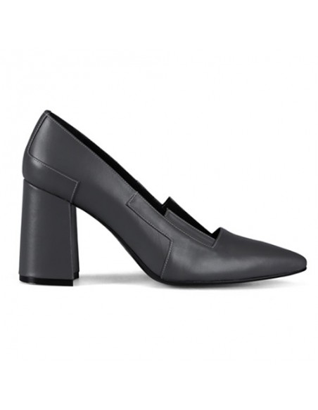classic-women's-shoes-with-high-heels