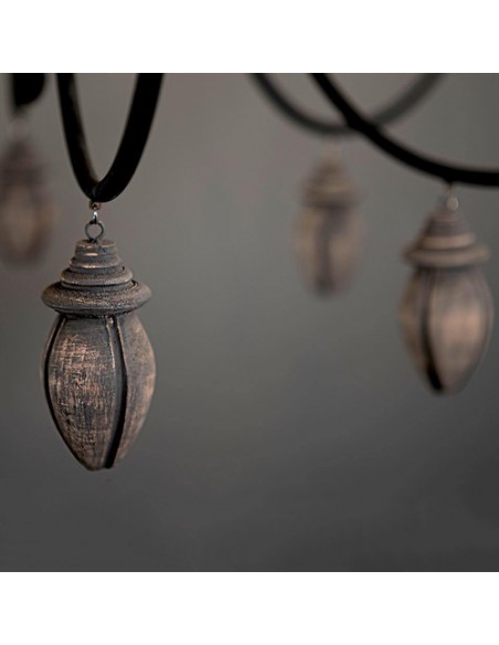 grey-patina-woodcarving-chandelier-details