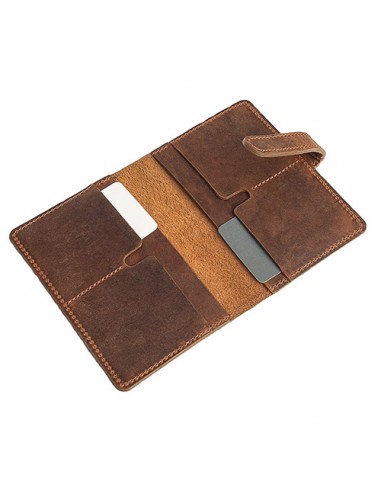 Buy a gift set of passport wallet and natural leather pen holder.