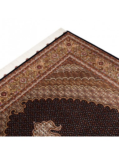 Handmade Carpet With Fish Pattern Rc-300 side view