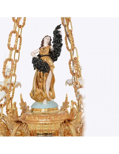 sculpture of the bronze chandelier