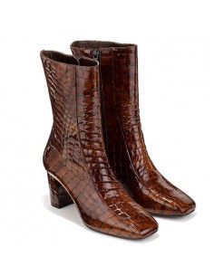 women's-brown-boots-with-lizard-skin-design