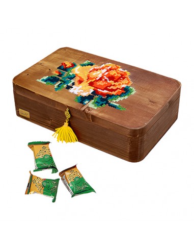 Pistachio Gaz Candy| Mozaffari Gaz with Wooden Box and Handmade Embroidery