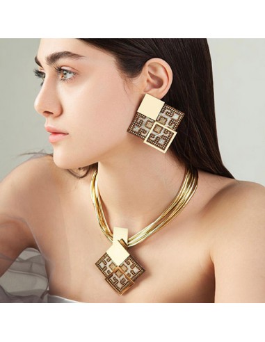 needlework-necklace-earring-set