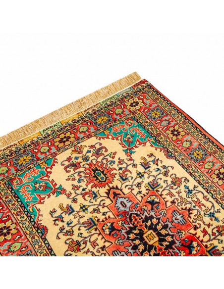 Purchase of Hand-woven Cream 3'X4' Area Rug Rc-317