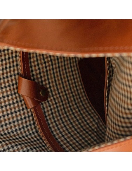 brown-natural-leather-backpack