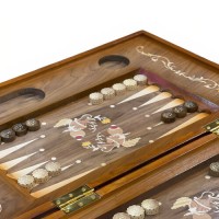 details of chess set and backgammon board HC-1577
