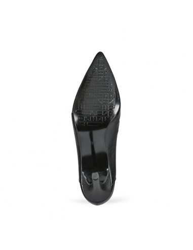 black-shoes-for-women