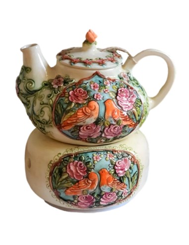 teapot and warmer embossed motifs