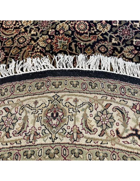 Herati 4'9" x 4'9" Handmade Round Rug - Back View