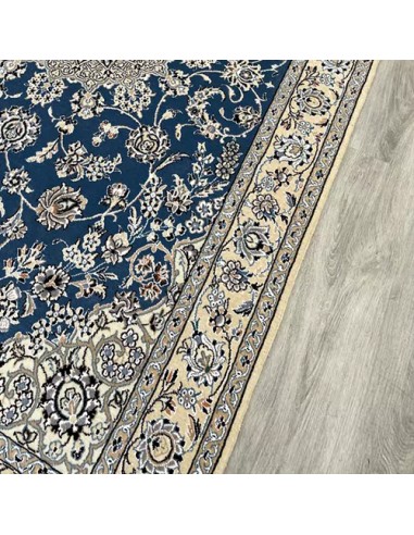 Nain 4x7 Handmade Blue and White Rug RC-1916 - Edge View