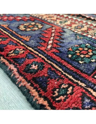 Zanjan 4x6 Red Vintage Area Rug RC-1941 - Edge View