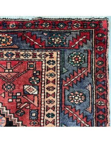 Zanjan 4x6 Red Vintage Area Rug RC-1941 - Corner VIew