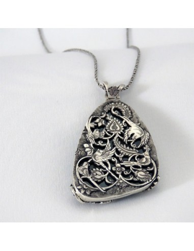silver-pendant-malachite-stone-back