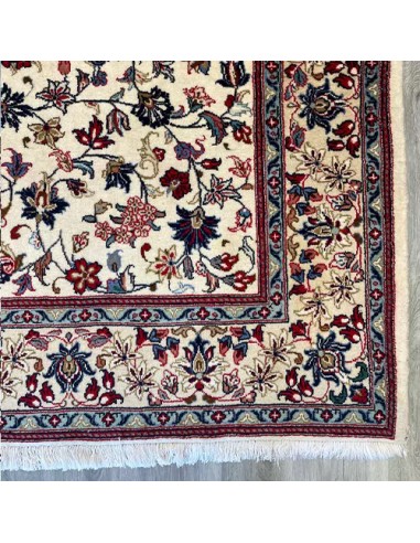 Kashan 6x9 Wool and Cotton Cream Rug RC-2035 Corner View