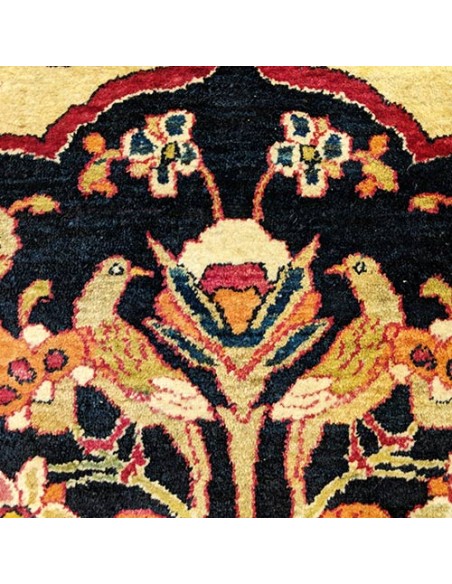 red-isfahan-rug