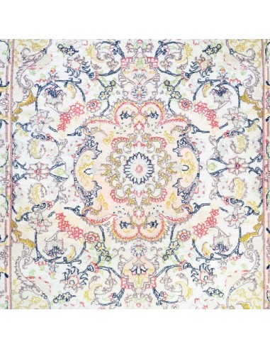 pink-handmade-carpet