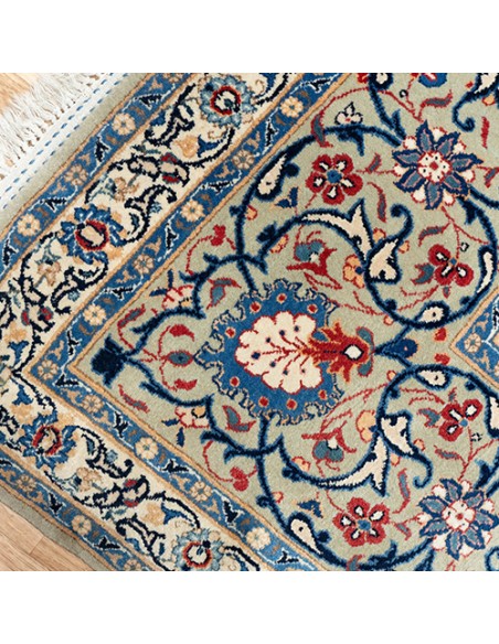 white-kashan-carpet white-kashan-carpet