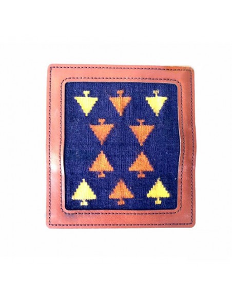 long-bifold-wallet-outside-view