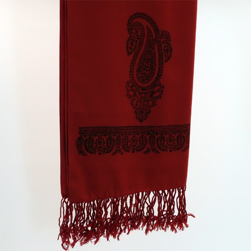 paisley-printed-scarf-zoom