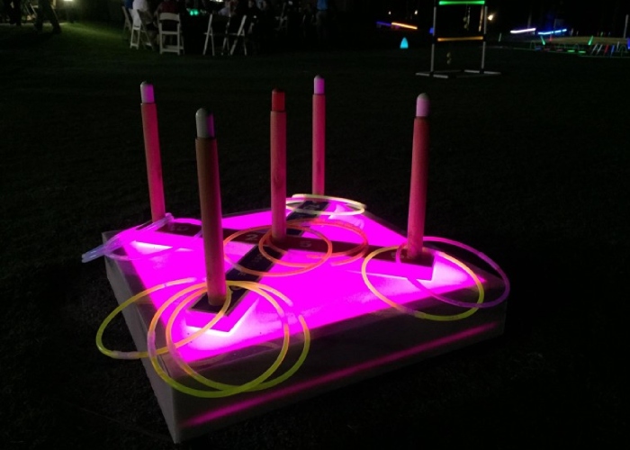Outdoor ring toss game for adult party 