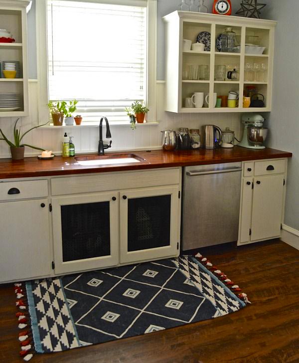 What Type of Rug Is Best for the Kitchen?