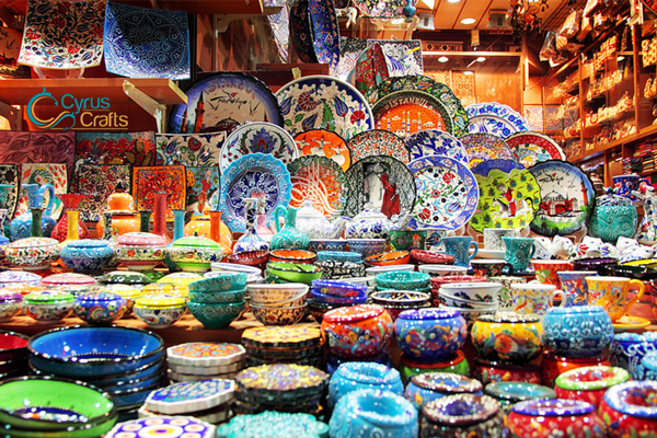 pottery and clay products. the best souvenirs ot Iran for tourists